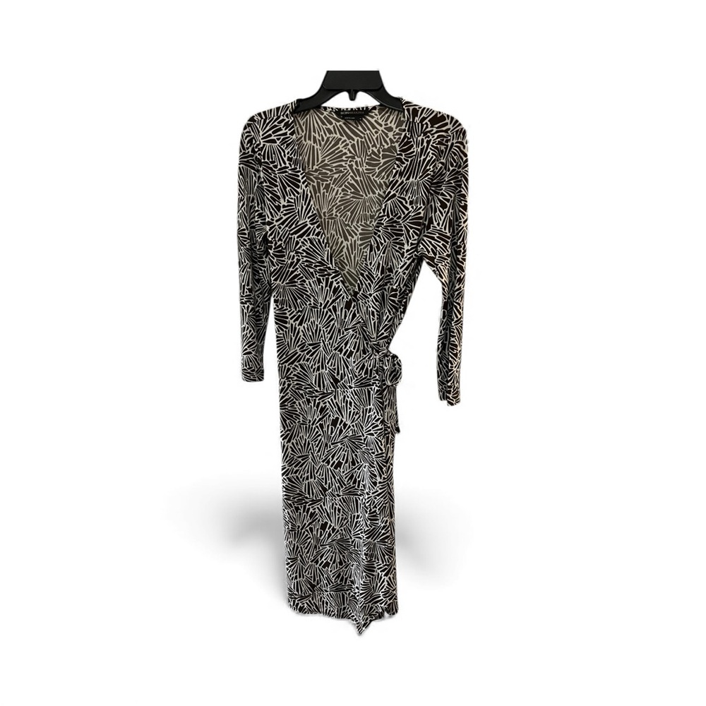 BCBGMaxAzria Chocolate and white Long Sleeve Wrap Dress